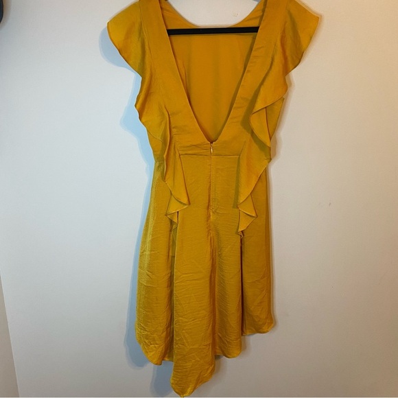 BCBGeneration Asymmetrical Yellow/Gold/Mustard Dress Size 6 - Picture 3 of 11